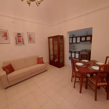 Apartament Cut Trapani